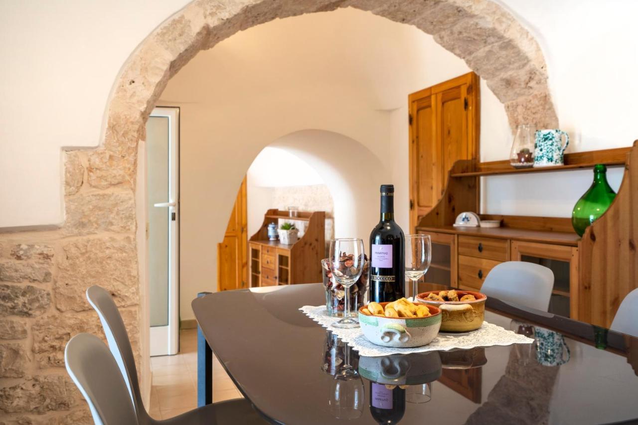 マルティナ・フランカ Trullo Grecla With Pool And Parkingヴィラ エクステリア 写真